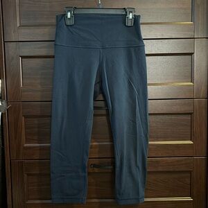 Lululemon Cropped Navy Blue Leggings Size 4